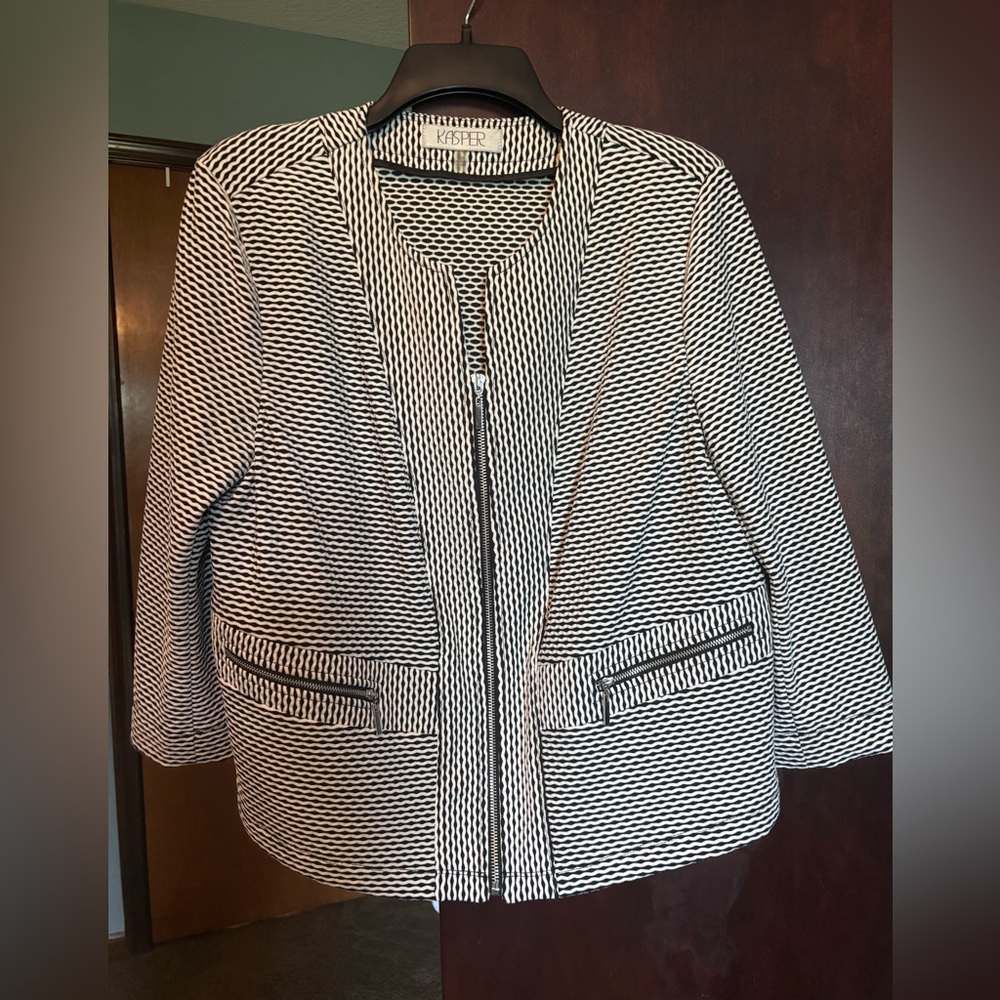 Kasper Monochrome Patterned Blazer